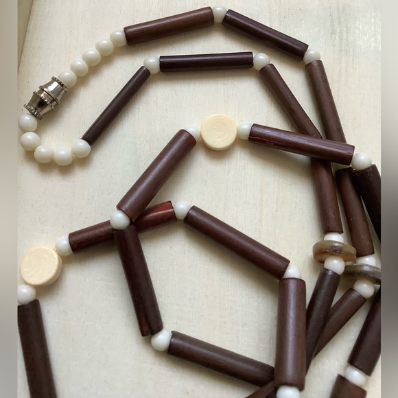 handmade new vintage Horn beaded necklace - Picture 4 of 12